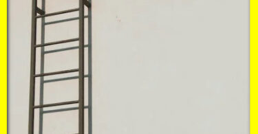 Accessing Condoms: Spain's Youth Program